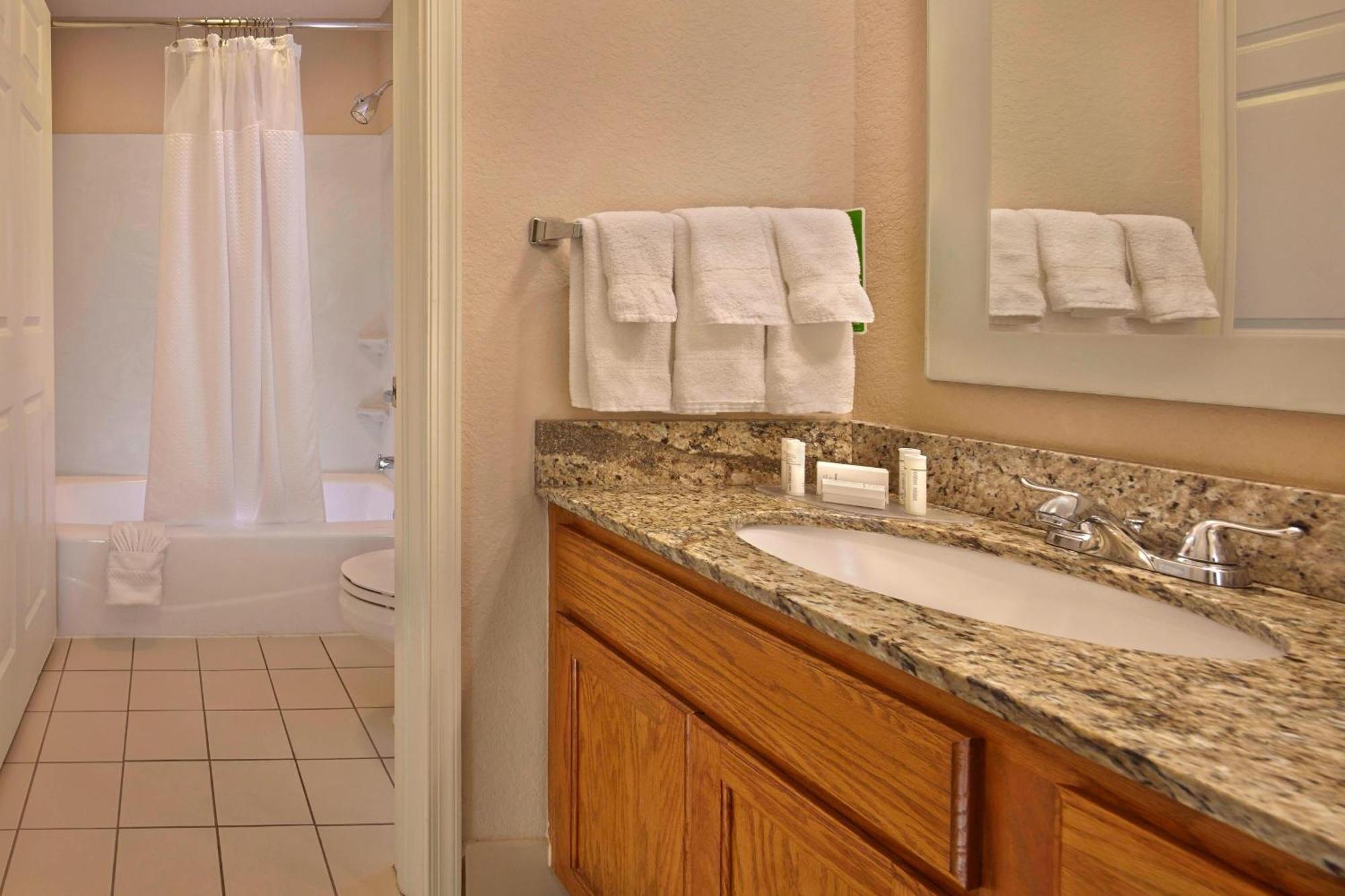 Towneplace Suites By Marriott Fort Lauderdale Weston Exterior photo