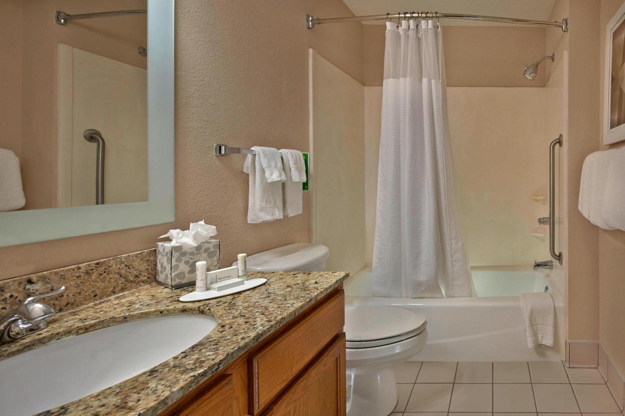 Towneplace Suites By Marriott Fort Lauderdale Weston Exterior photo