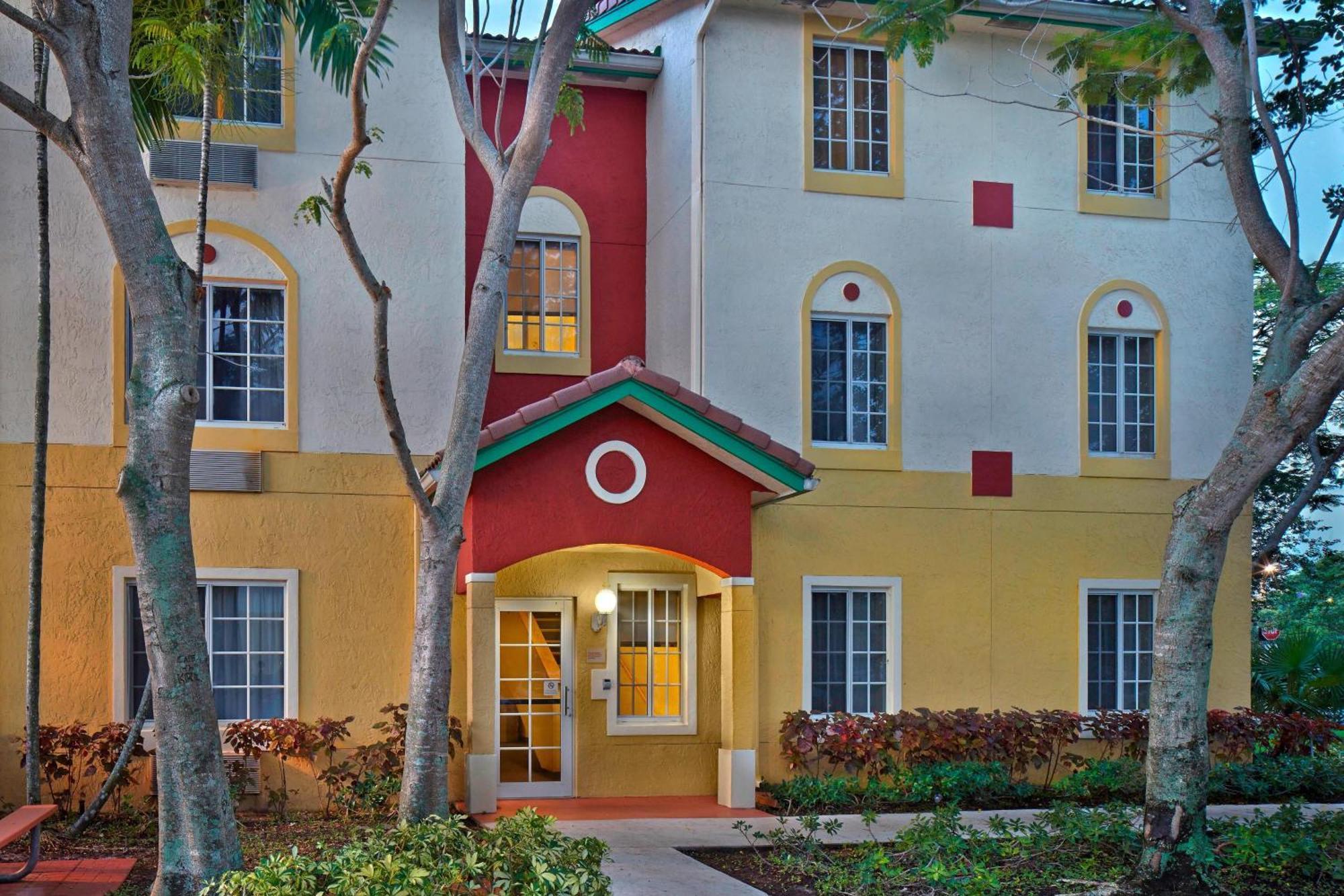 Towneplace Suites By Marriott Fort Lauderdale Weston Exterior photo